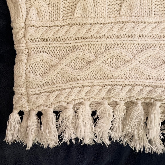 Cable knit fringed tunic Sweater - Picture 3 of 4